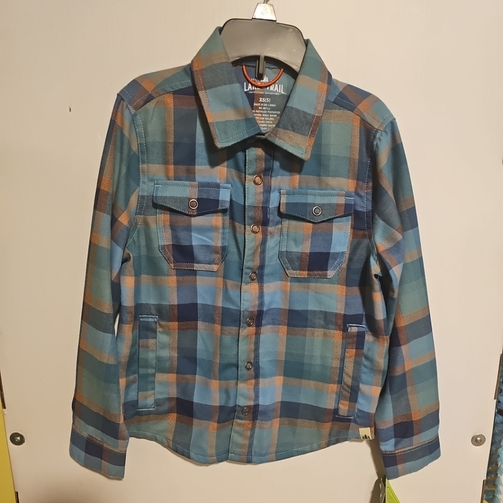 NWT Lake & Trail Boys Size XS(5) Perf Flannel Shirt Snap Pockets Fast Dri UPF 30